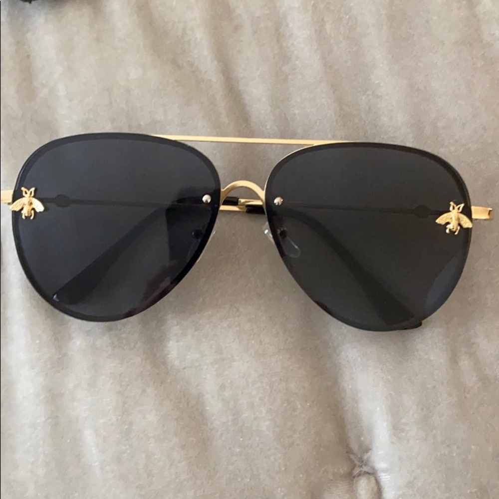 Fake Gucci sunglasses
